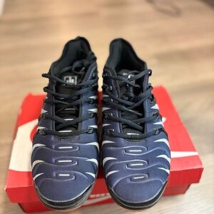 Nike Air VaporMax Plus Black Red “Shark”